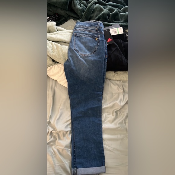 Absolution jeans - Picture 1 of 4